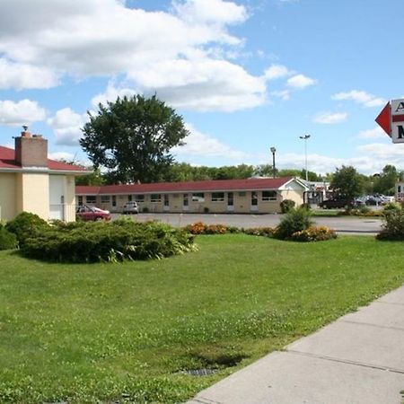 Avalon Motel Belleville Exteriör bild